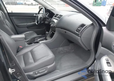 2005 Honda Accord 3.0 Ex z USA, uszkodzony, nr VIN 1HGCM66575A029778